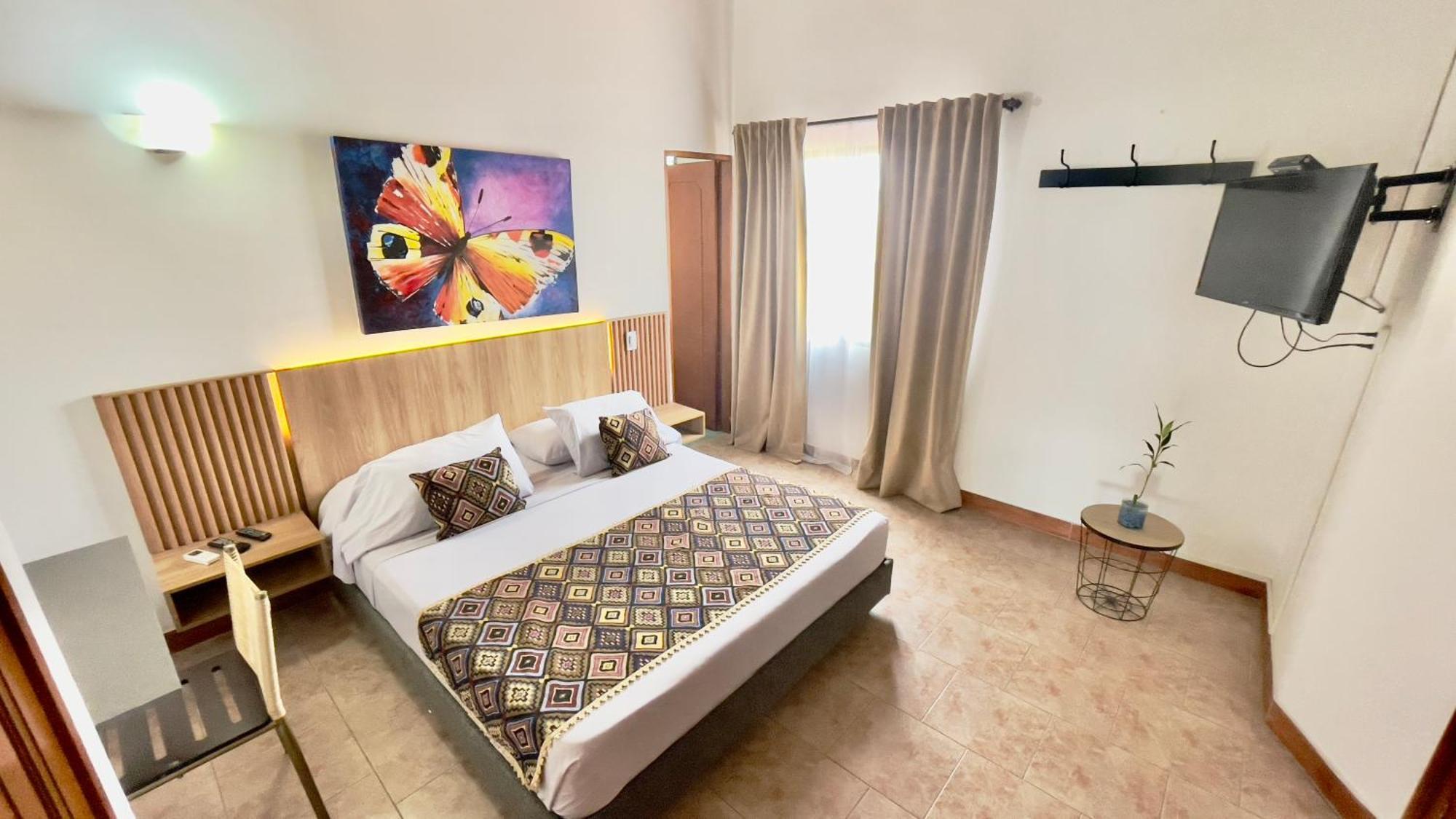 Loto Del Viento Hotel Cartago Exterior photo