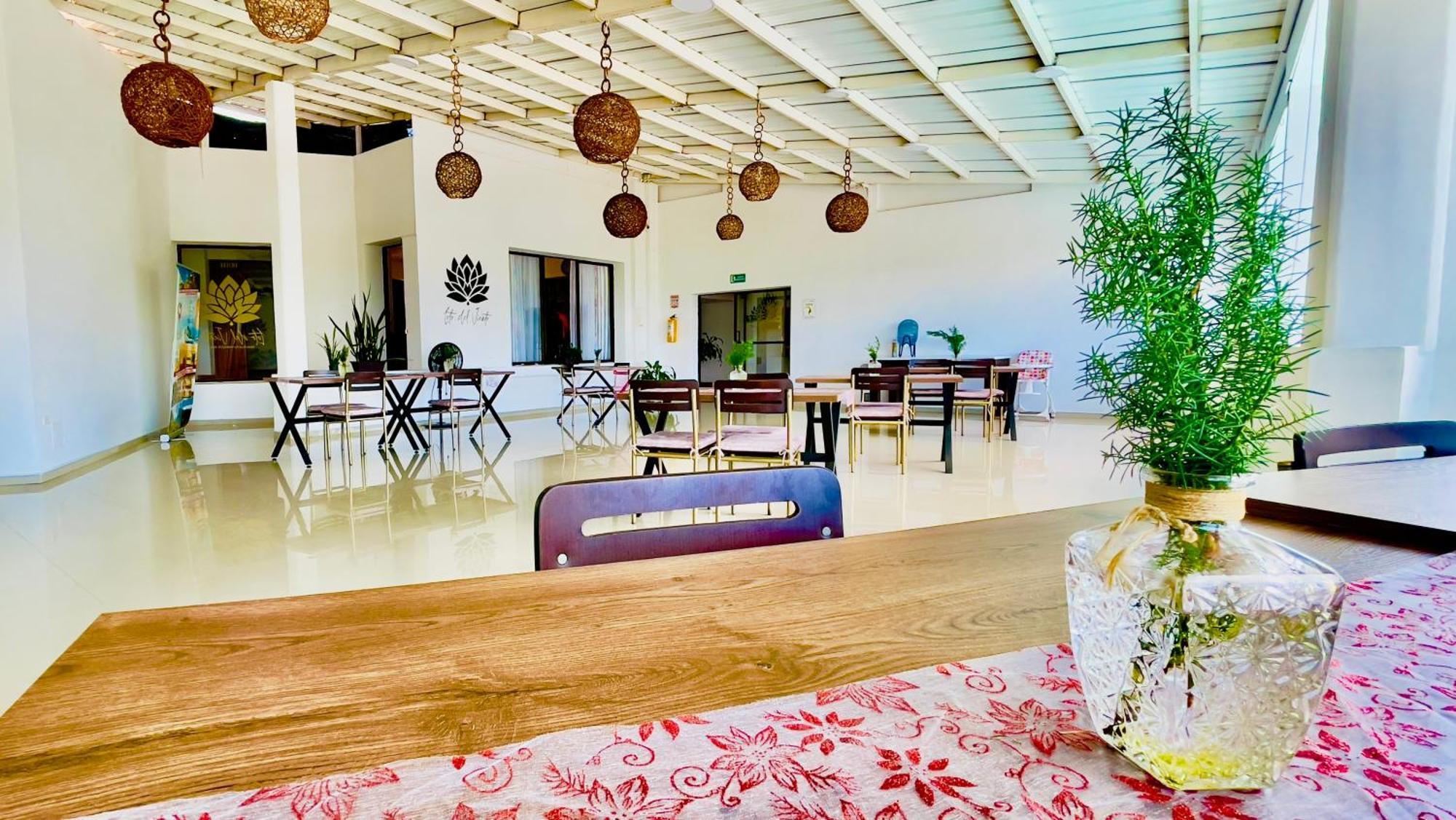 Loto Del Viento Hotel Cartago Exterior photo