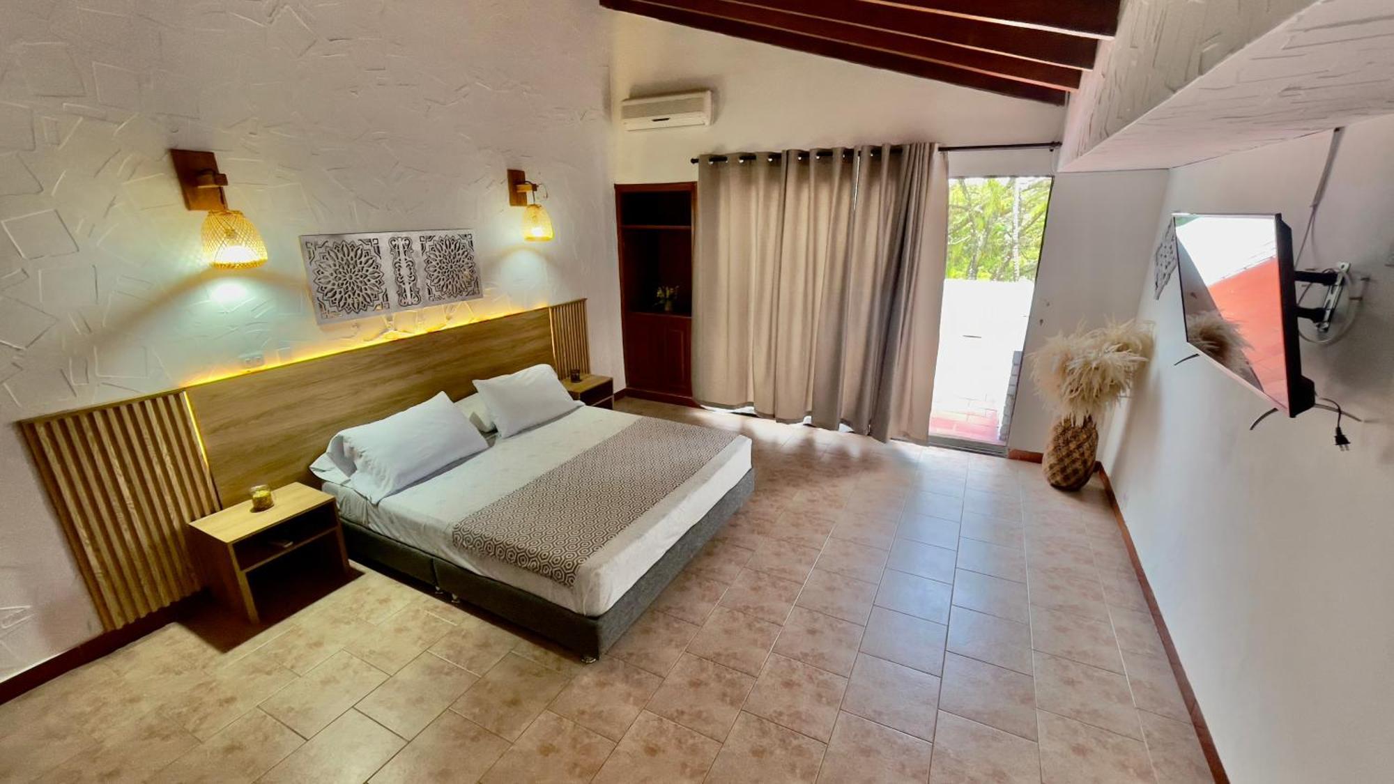 Loto Del Viento Hotel Cartago Exterior photo
