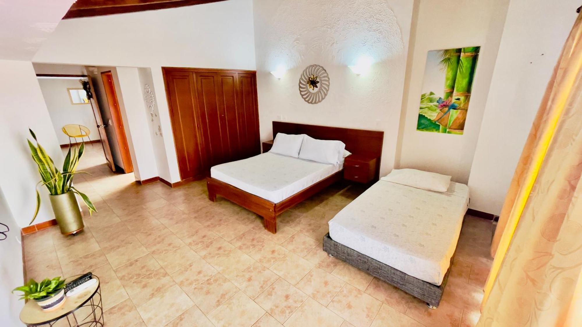 Loto Del Viento Hotel Cartago Exterior photo